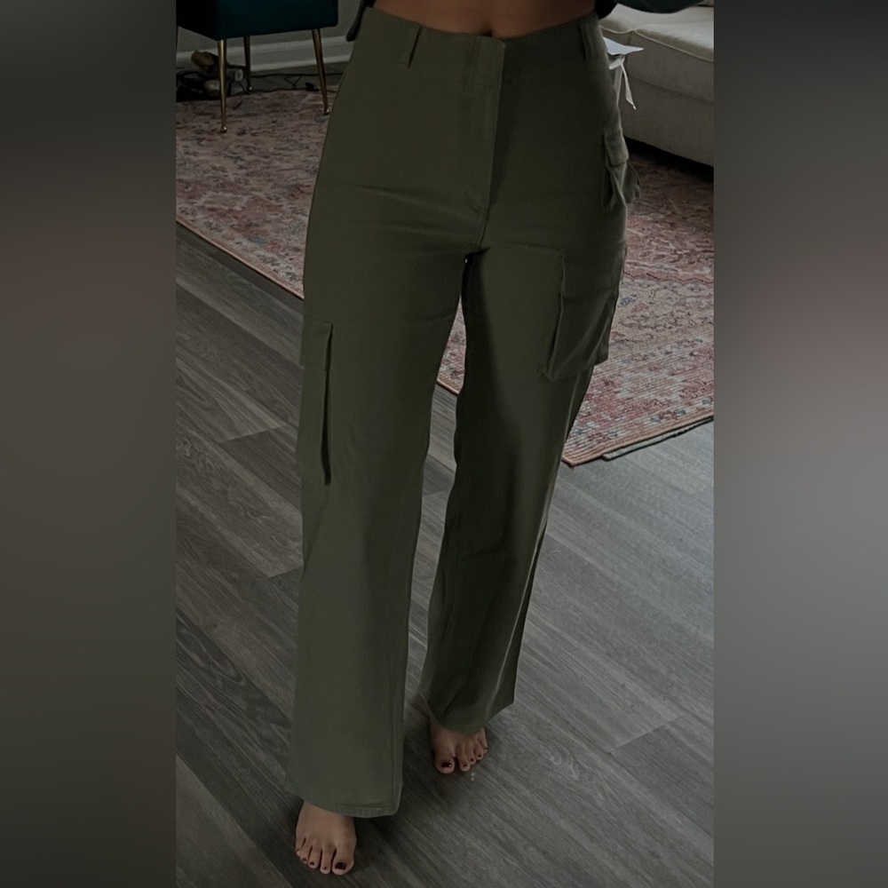 Aritzia Olive Wide Leg Cargo Pants